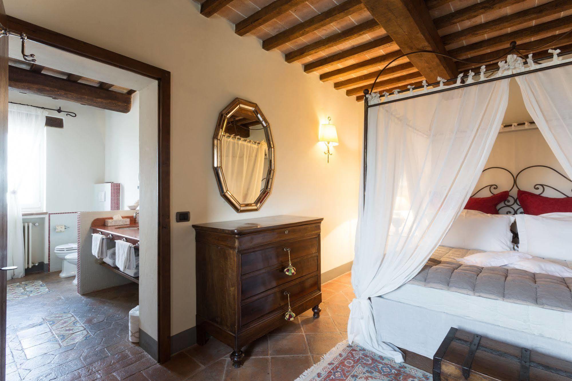 La Palazzetta Del Vescovo Pensionat Fratta Todina Exteriör bild
